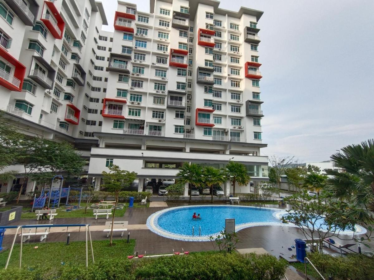 Klia Ehsan Residence Sepang Nilai Greenery 8 Pax Air-Con Eksteriør bilde